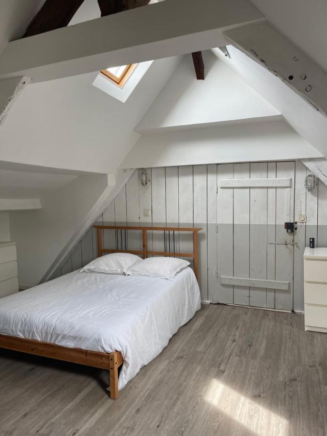 Yvana Au Coeur De La Ville Close Concarneau Bagian luar foto